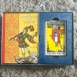 The Pictorial Key to the Tarot Set